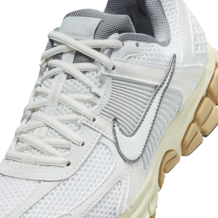 Nike Women's Zoom Vomero 5 Shoes in White | FJ2028-101 - Image 7