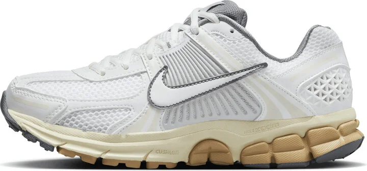 Nike Women's Zoom Vomero 5 Shoes in White | FJ2028-101
