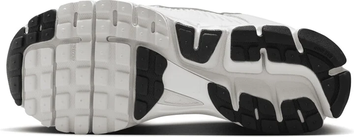 Nike Women's Zoom Vomero 5 Shoes in White | FQ7079-100 - Image 3
