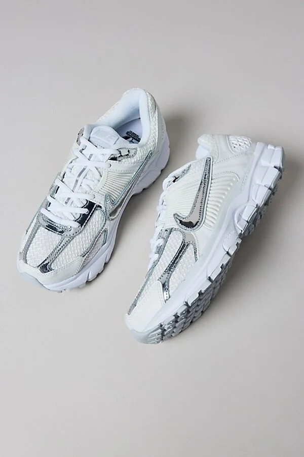 Nike Women's Zoom Vomero 5 Sneaker in White/Summit White/Pure Platinum - Image 3