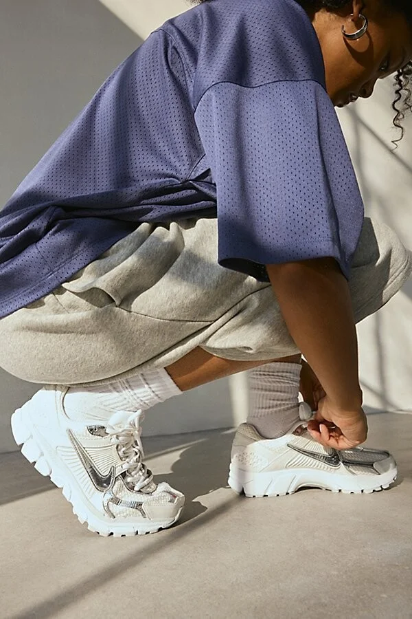 Nike Women's Zoom Vomero 5 Sneaker in White/Summit White/Pure Platinum