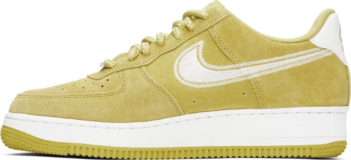 Nike Yellow Air Force 1 '07 LV8 Sneakers - Image 3