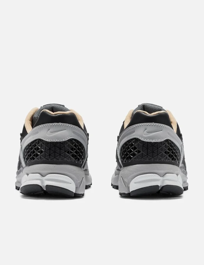 Nike Zoom Vomero 5 - Image 3