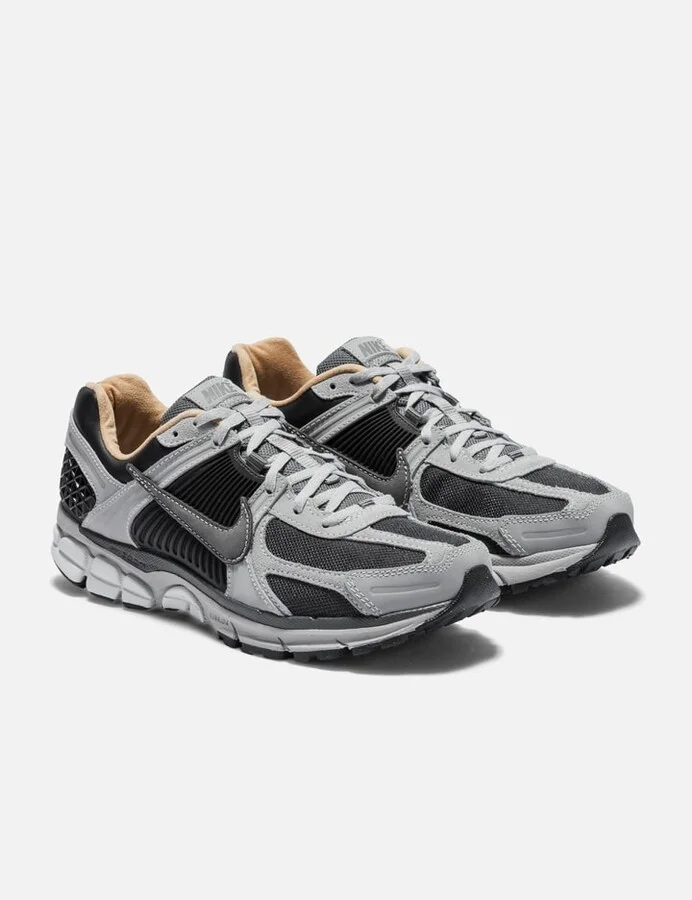 Nike Zoom Vomero 5 - Image 4