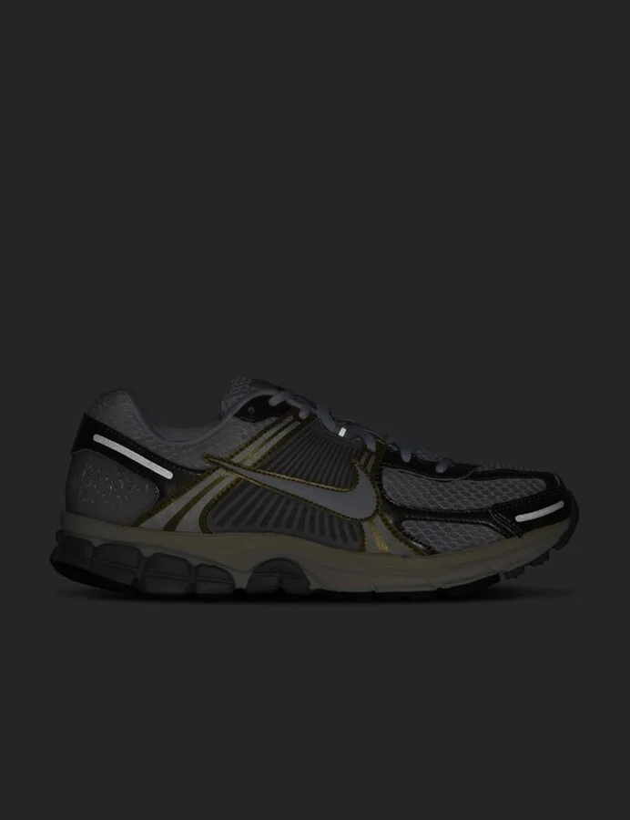 Nike Zoom Vomero 5 - Image 5