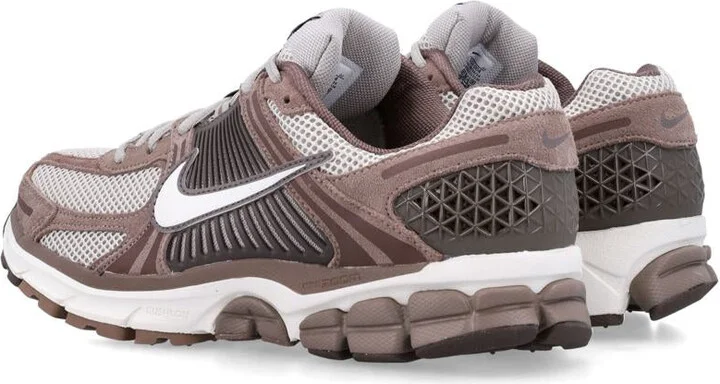 Nike Zoom Vomero 5 - Image 4