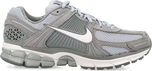 Nike Zoom Vomero 5 Lace-Up Sneakers