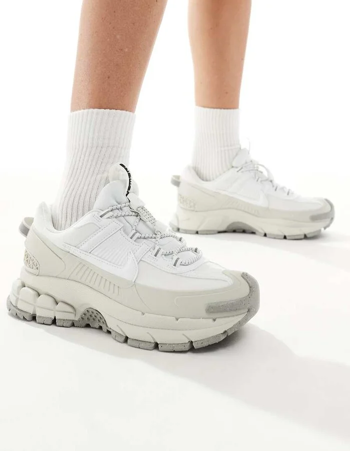 Nike Zoom Vomero 5 Roam sneakers in off white