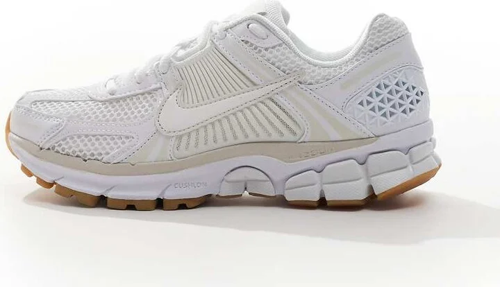 Nike Zoom Vomero 5 sneakers in white - Image 2