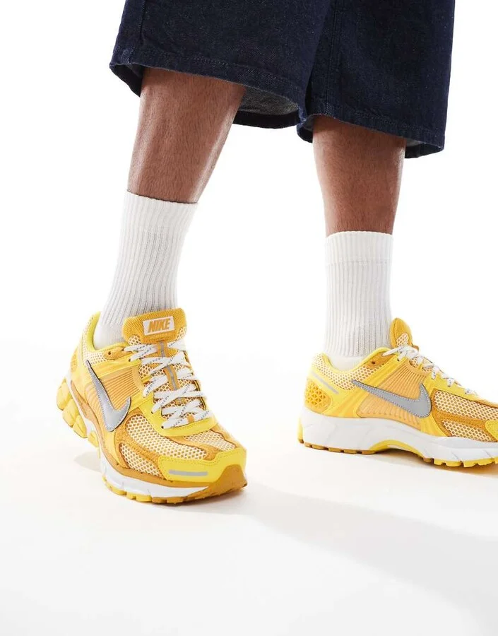 Nike Zoom Vomero 5 sneakers in yellow