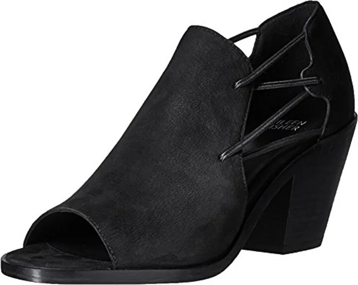 Nikki Womens Open Toe Ankle Peep-Toe Heels