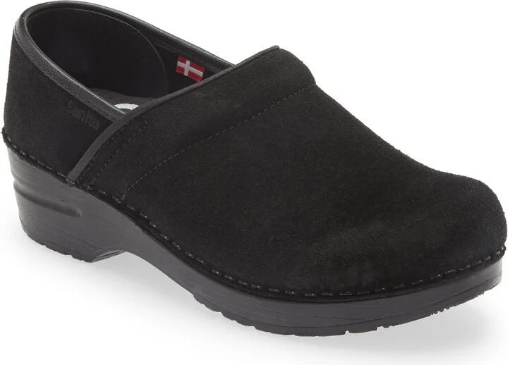 002 Black