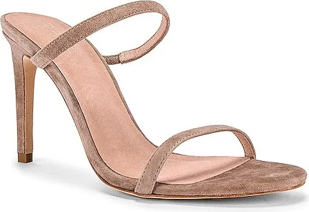 Nina Heel - Image 2