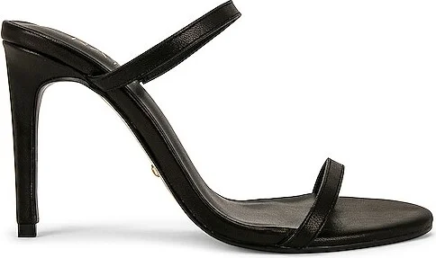 Nina Heel