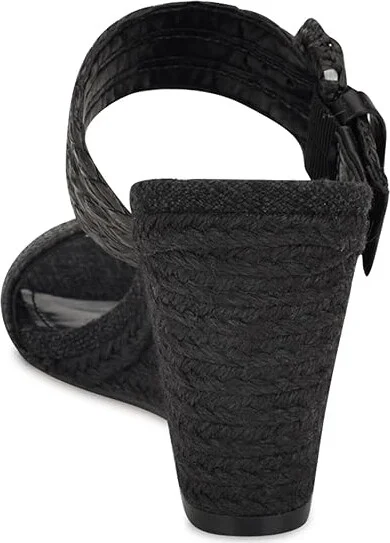 Nine West Novalie Women's Sandals Black : 9.5 M, Rubber/Synthetic - Image 4