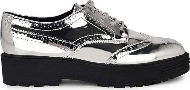 Nine West Resttin Women's Flat Shoes Silver Mirror Metallic : 5 M - Image 6