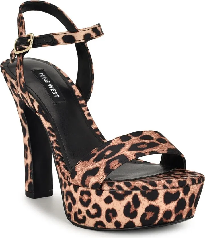 Tan/Black Leopard Print