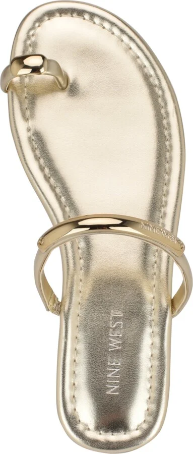 Nine West Women's Balon Strappy Toe Loop Flat Sandals - Image 4