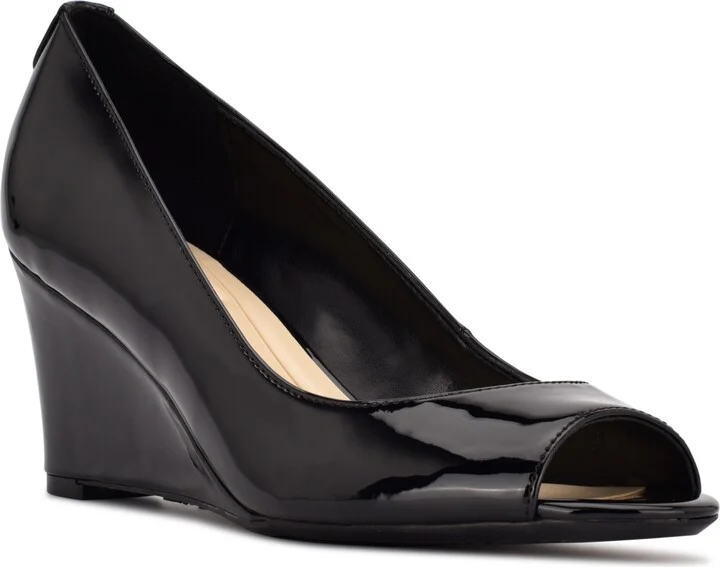 Nine West Women's Cape 9x9 Peep Toe Wedges