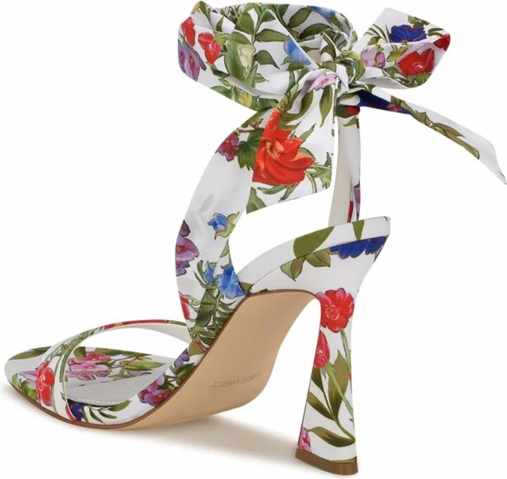 White Floral 142