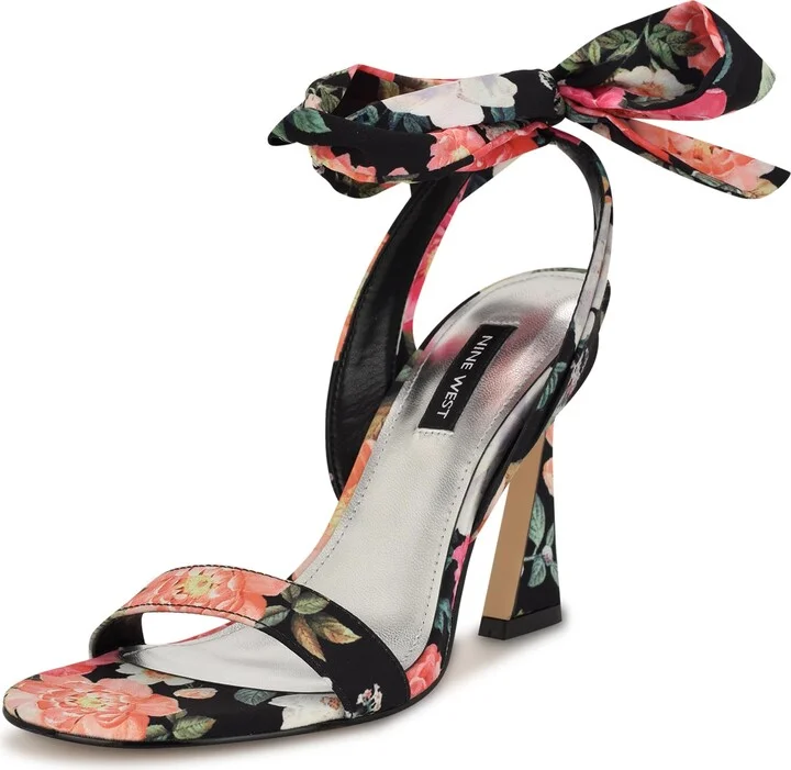 Black Summer Blooms Print Multi 009