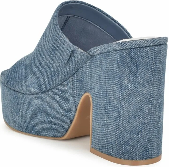 Nine West Women's Olley7 Wedge Sandal