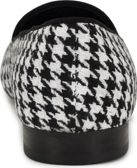 Nine West Women's Renold Slip-On Smoking Slipper - Black/White Houndstooth - Image 3