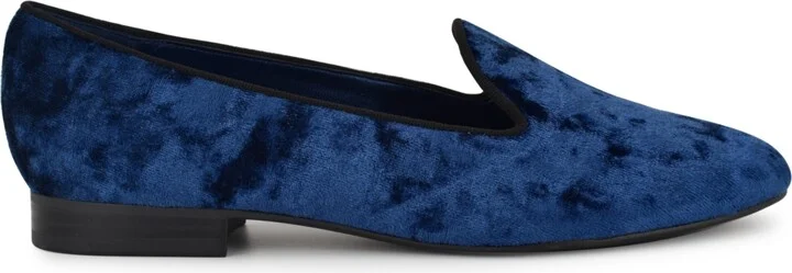 Nine West Women's Renold Velvet Slip-On Smoking Slipper - Image 6