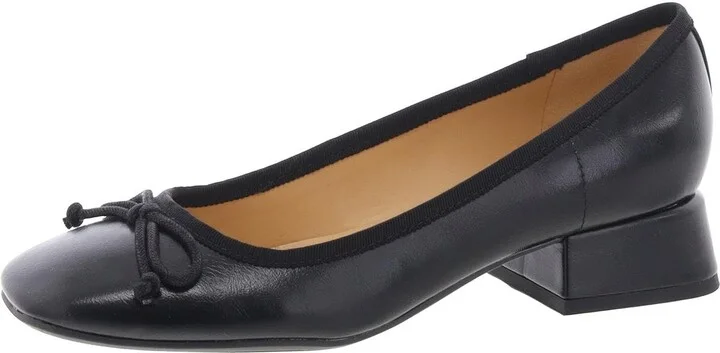 Black 001