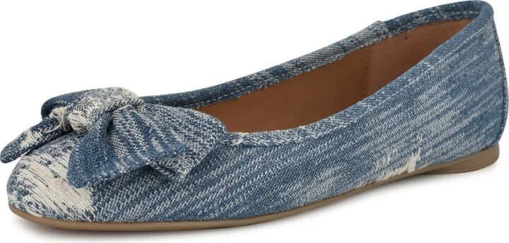 Nine West Women's Veronika Flat