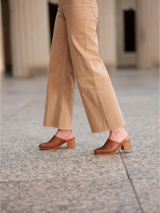 Nisolo Women's All-Day Heeled Mule - Image 8