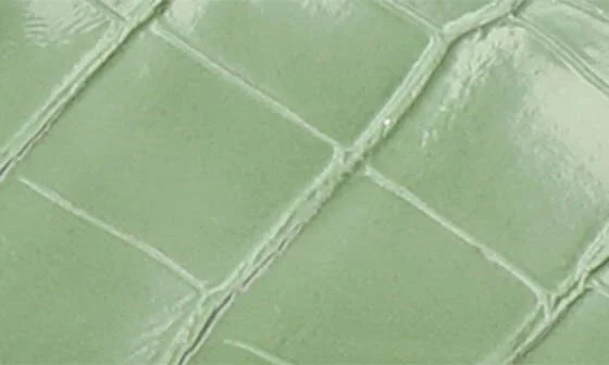 Nixey Croc Embossed Pump - Image 6