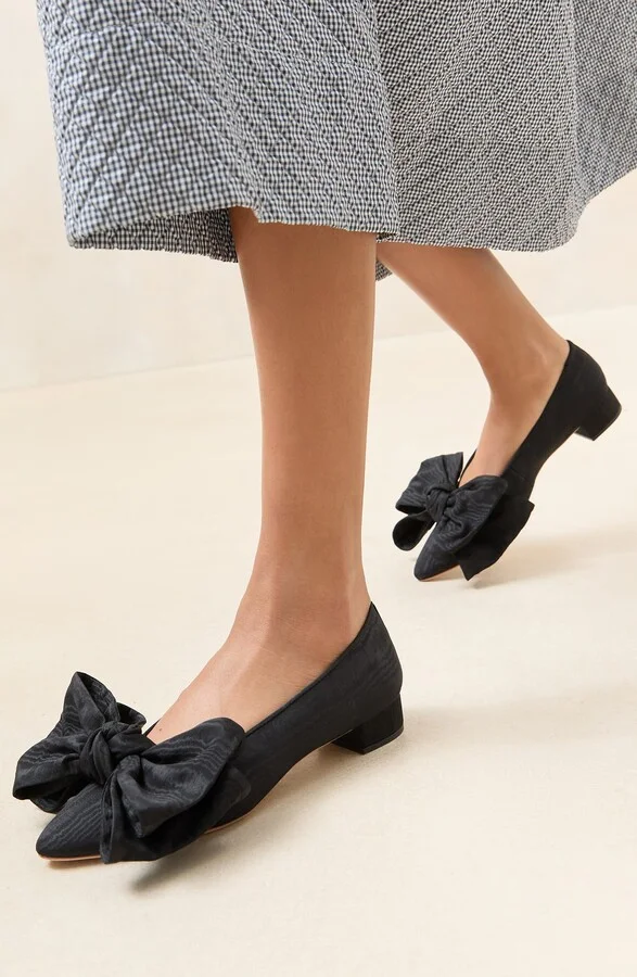 Noa Bow Pointed Toe Block Heel Pump - Image 2