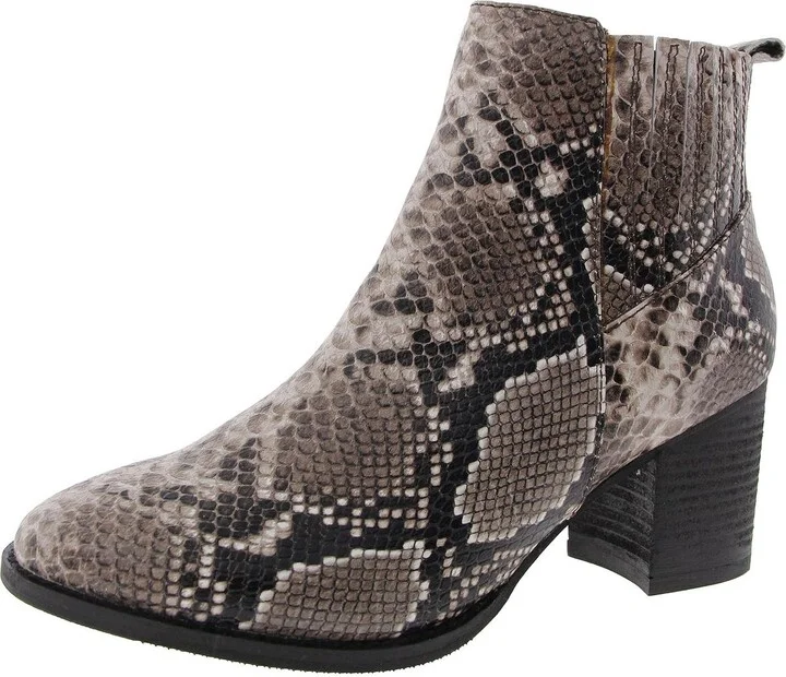 NOA Womens Solid Suede Ankle Boots