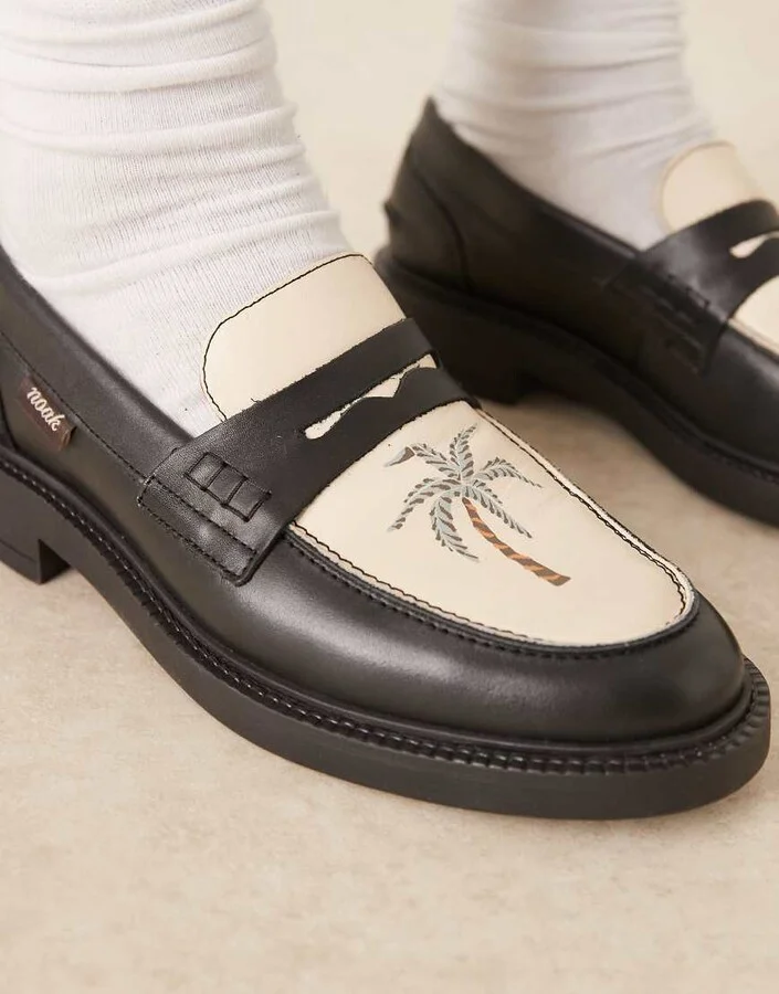 Noak Made in Portugal penny loafers in black with print - Image 2