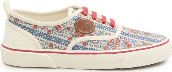 Nojoke trainers