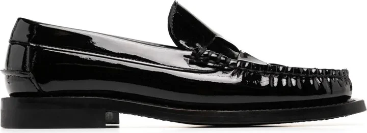 Nombela Glossy loafers