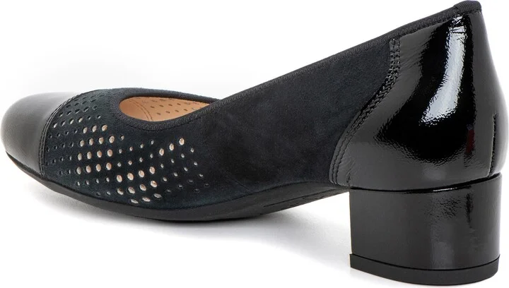 Nonie 3 Pump - Image 2