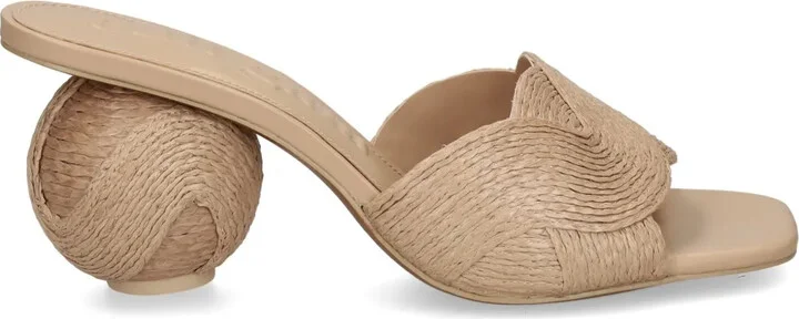 Noor sandals