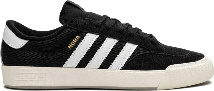 Nora "Black/White" sneakers