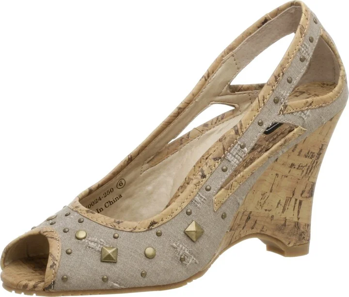 Not Rated Women's Majesty Wedge Pump