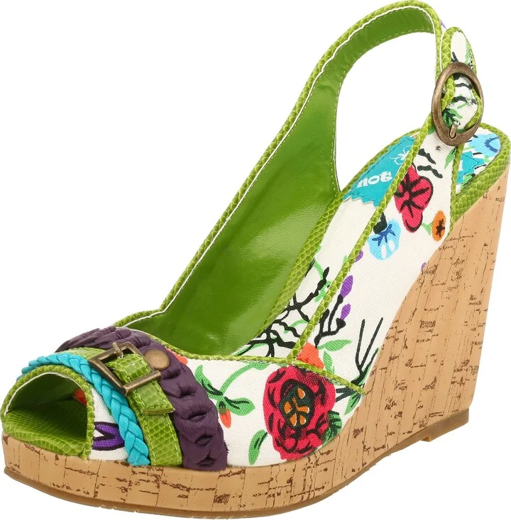 Not Rated Women's Tips Wanted Wedge