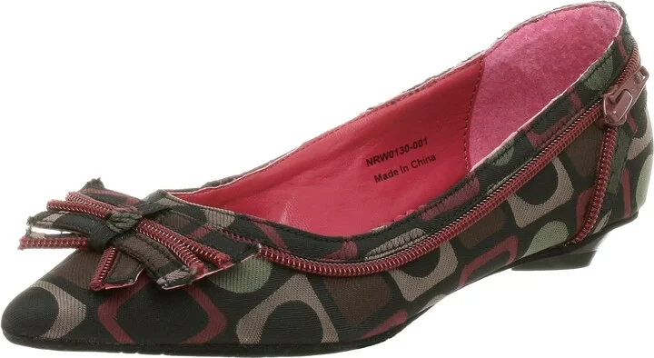 Not Rated Women's Zip Me Up Flat