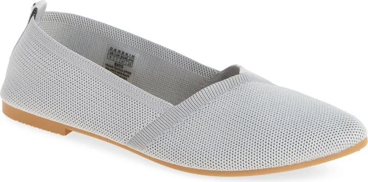 Notched Knit Flat