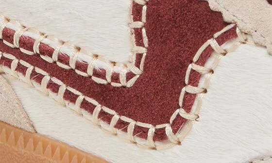 Notice Stitch Sneaker - Image 8