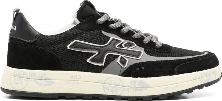 Nous sneakers