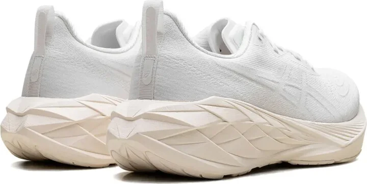 Novablast 4 "White/White" sneakers - Image 3