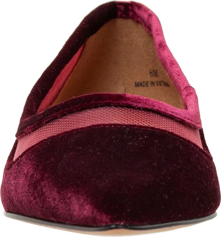 Novah Pointed Toe Flat - Image 11