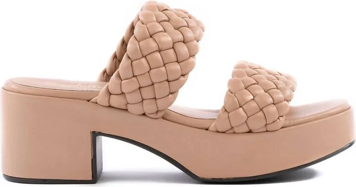 Novelty Sandals In Light Nude
