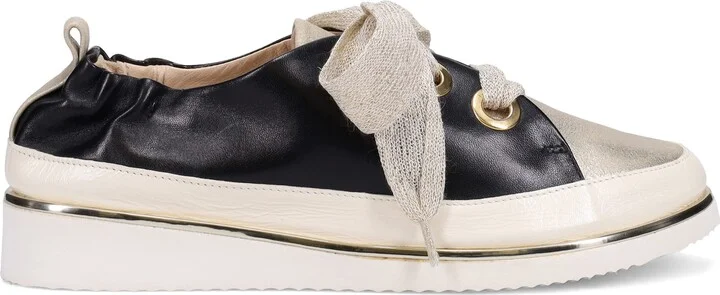 Novena Sneaker - Image 8